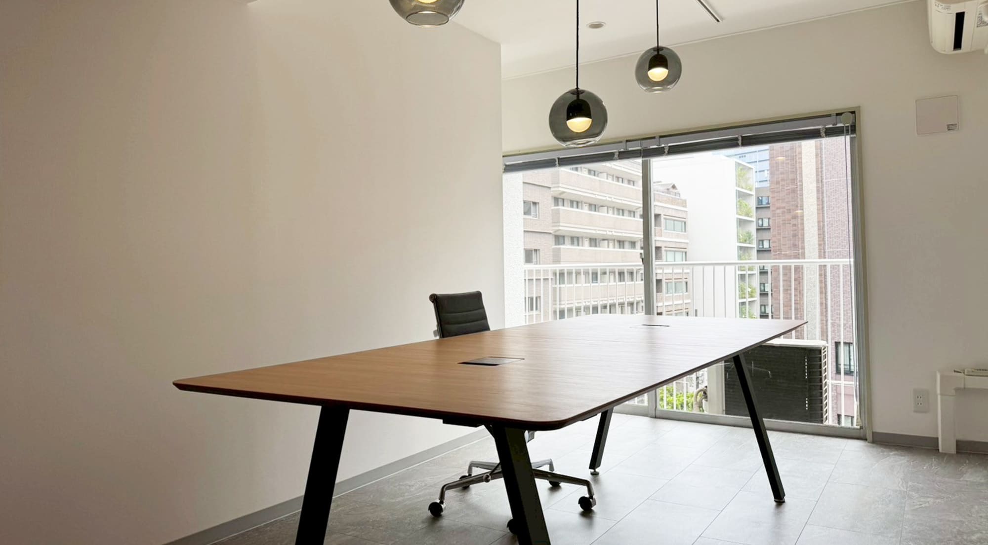 オフィス内装工事の完成写真